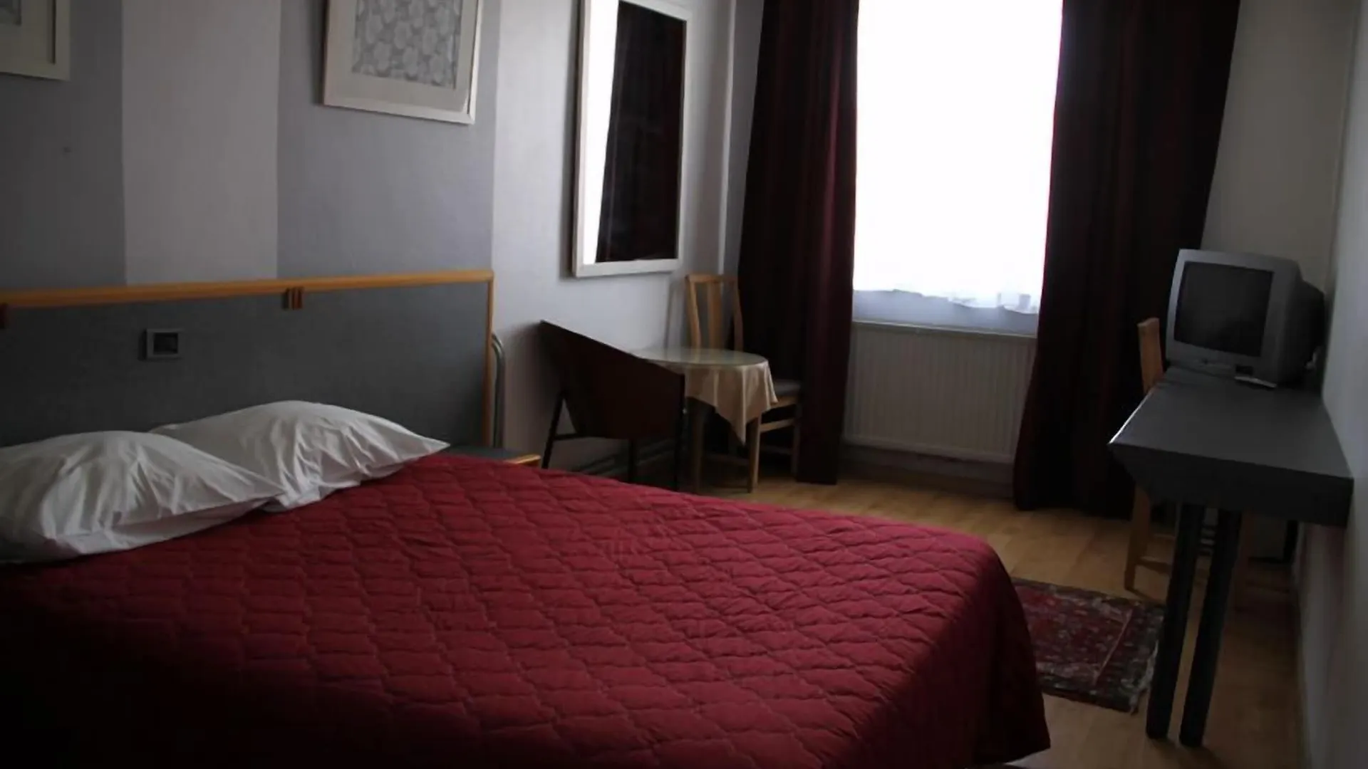 **  Hotel Bentley Schaerbeek Belgio